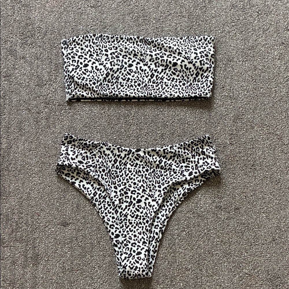 Leopard Print Bandeau Bikini Set in Black and White